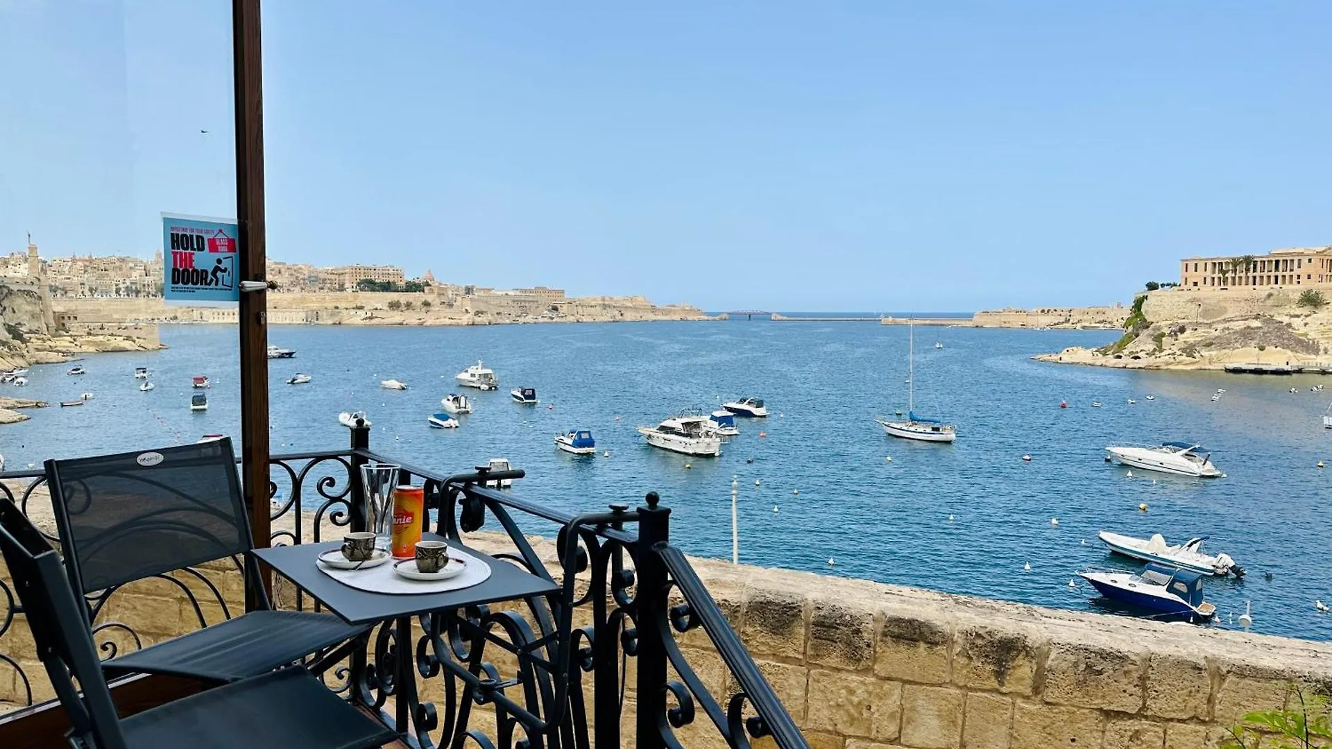 Seagull Birgu - Waterfront Home Malta