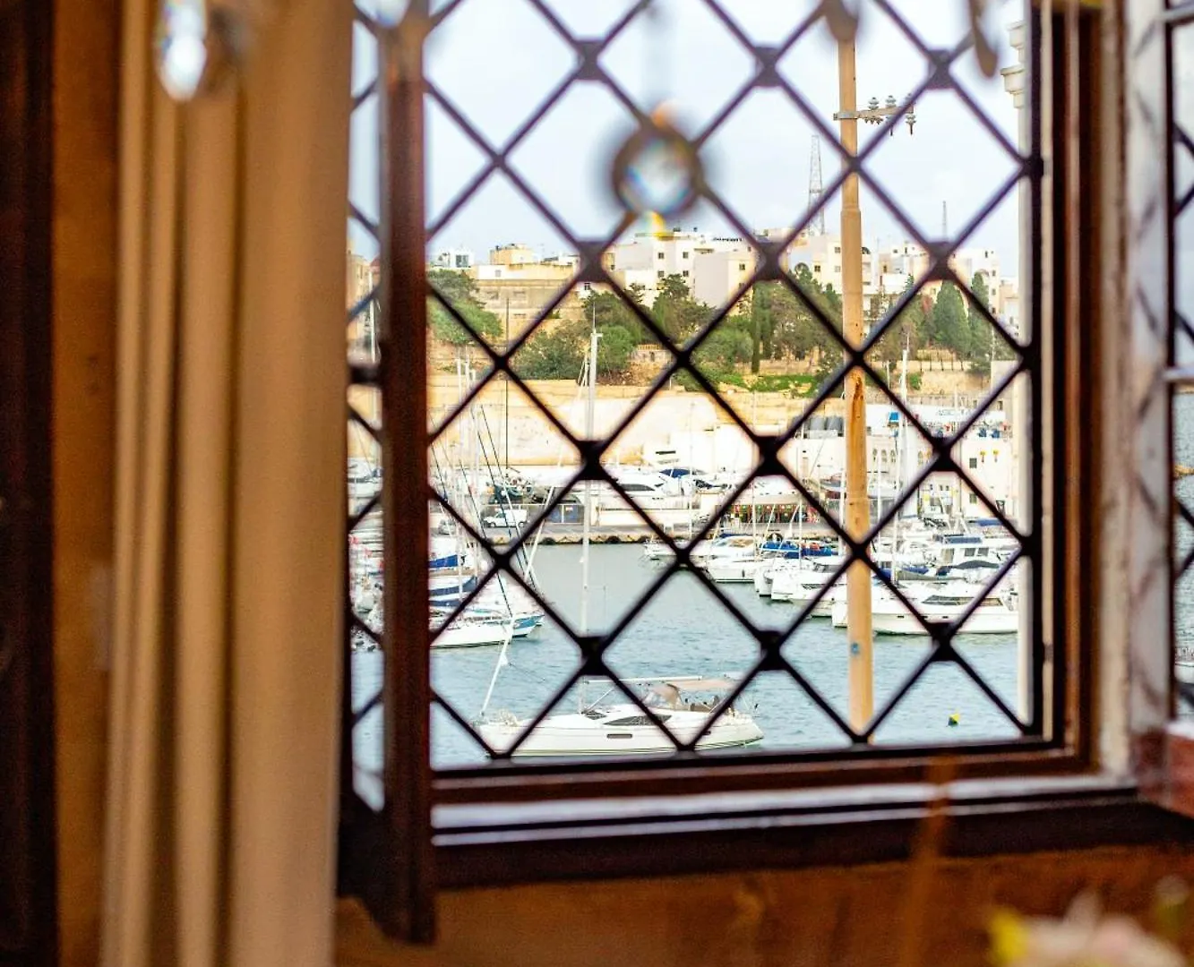 Seagull Birgu - Waterfront Home Holiday home